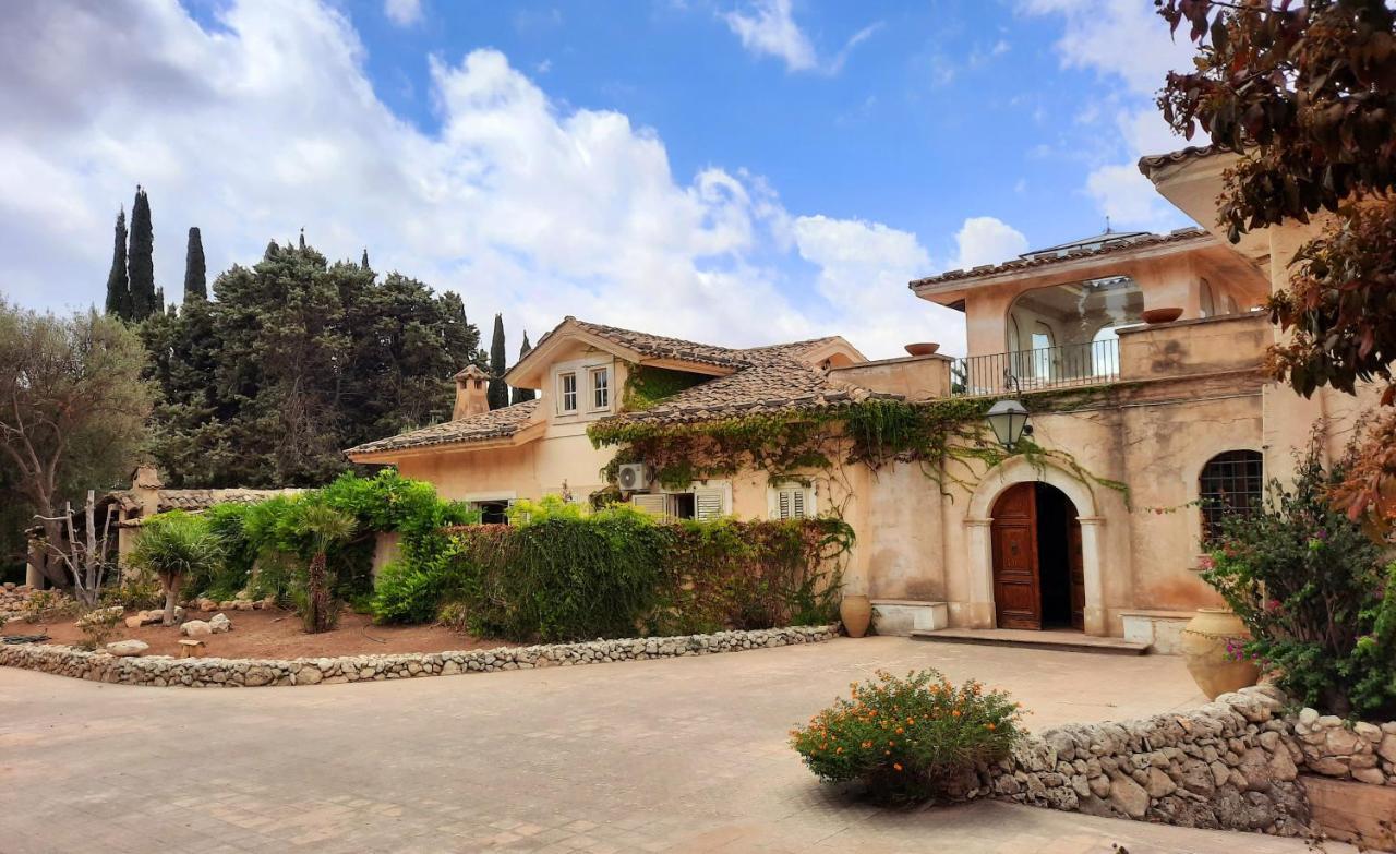 Villa Del Commendatore Sirugo Avola Exterior photo
